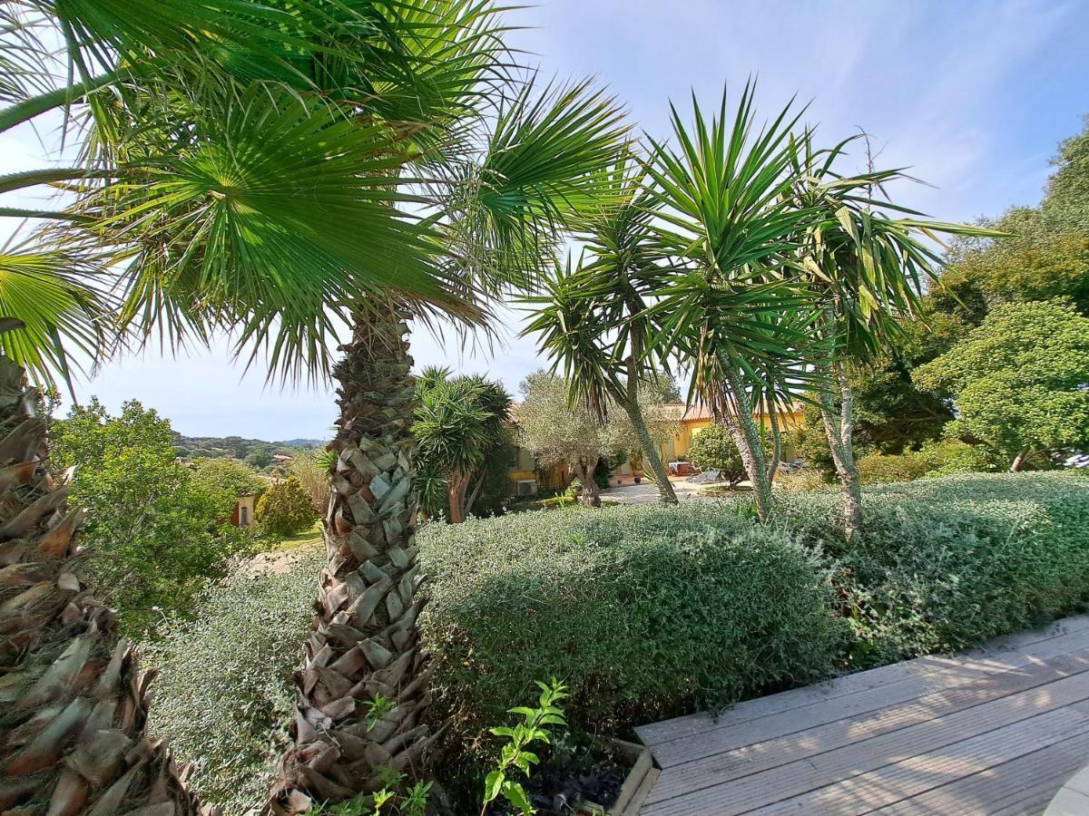 Rez De Jardin Villa Presqu'Ile De Giens Hyeres Bagian luar foto